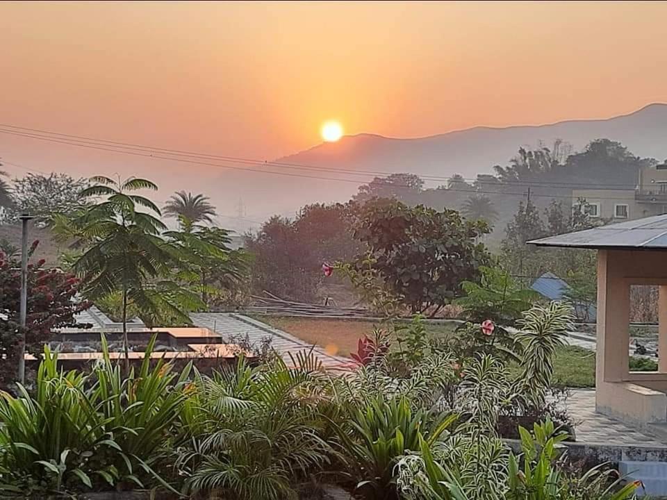 Royal Meadows - Igatpuri Bungalow C מראה חיצוני תמונה